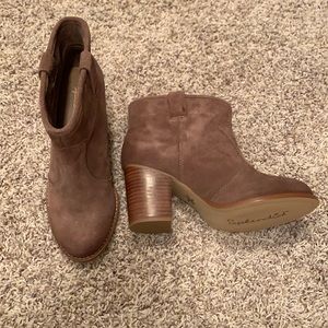 Two Pairs of Splendid Boots, Size: 6.5
